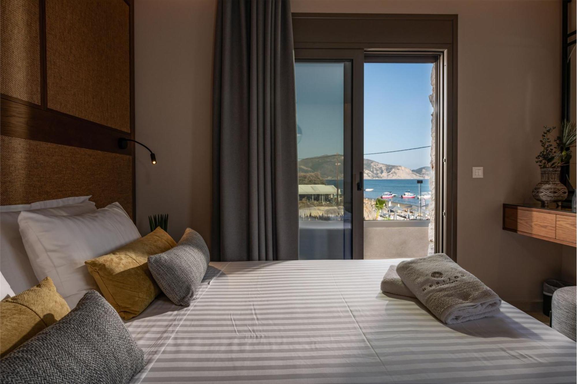 Horizon Apartments - Beachfront Luxury, By Zantewize Laganas Eksteriør billede